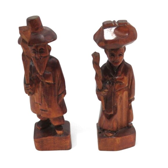 Vintage Hand-Carved Wooden ASIAN Couple FIGURINES With Traditional Attire 6 Inch - Picture 2 of 10
